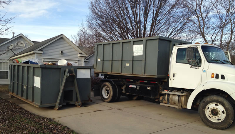 Best Local Dumpster Rental - Dumpster Truck 